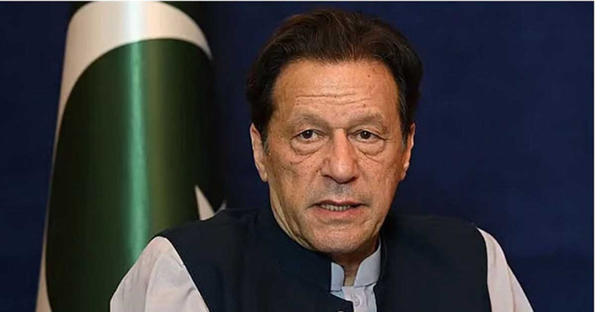 ঈদের নামাজ পড়তে দেয়া হয়নি ইমরান খানকে