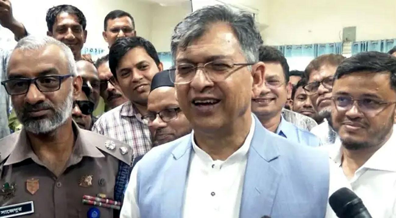 গণহত্যাকারীদের রাজনীতি জনগণ গ্রহণ করবে না: স্বরাষ্ট্রমন্ত্রী