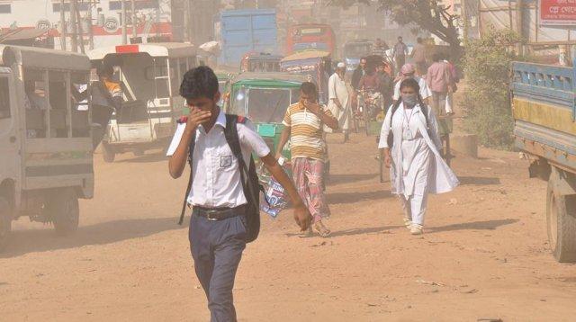 বায়ুদূষণে শীর্ষে দিল্লি, ঢাকার অবস্থান ১৭তম