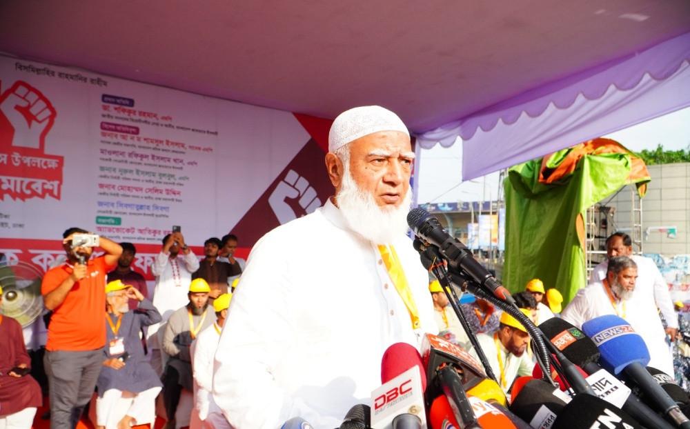 শ্রমিকের মর্যাদা ছাড়া টেকসই সমাজ সম্ভব নয়: শফিকুর