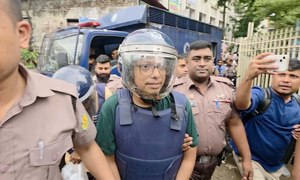 প্রিজন ভ্যানে দুর্ঘটনায় আহত পলক, চিকিৎসা দাবি
