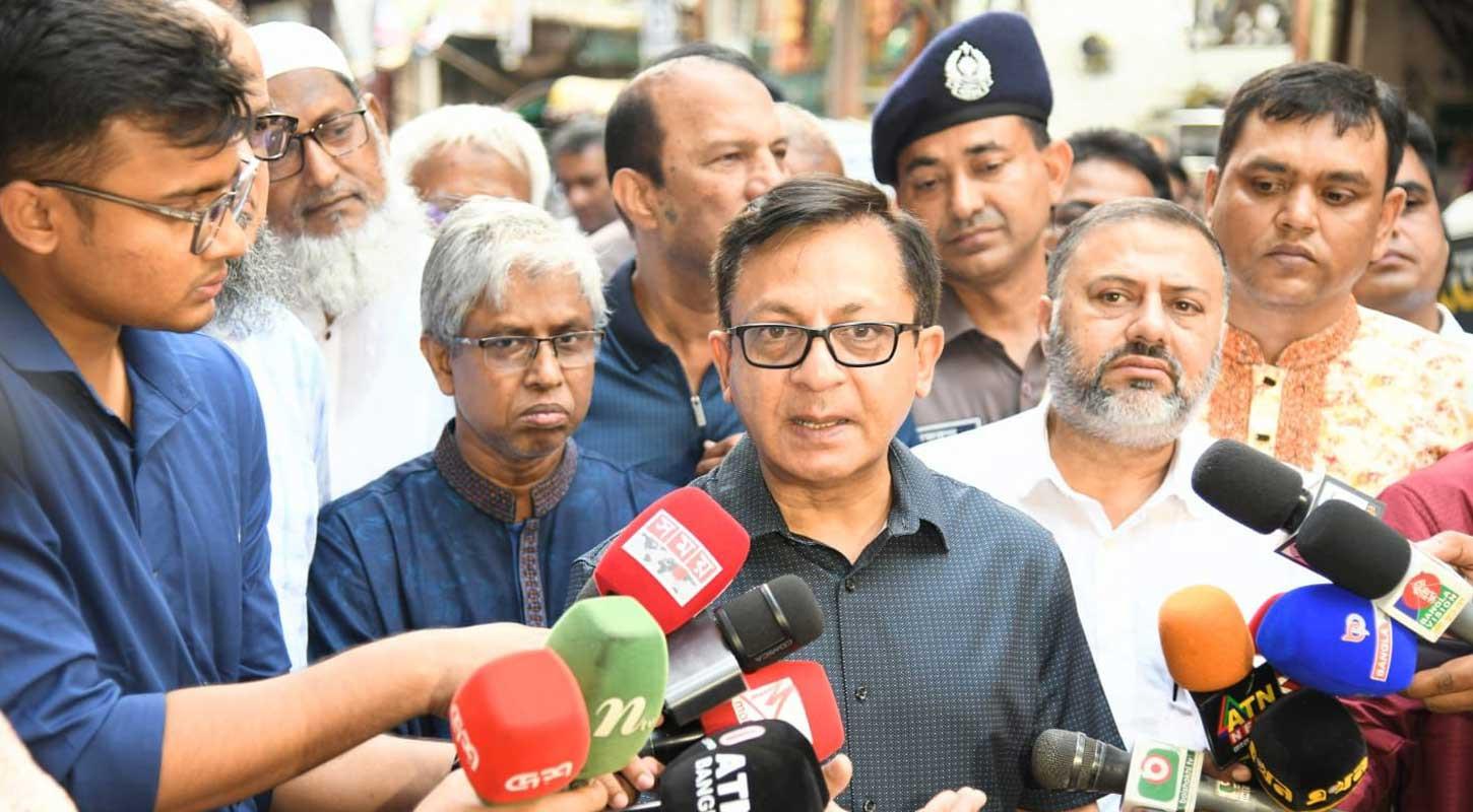 চামড়া খাত থেকে বছরে ১২ বিলিয়ন ডলার আয় সম্ভব: বাণিজ্যমন্ত্রী