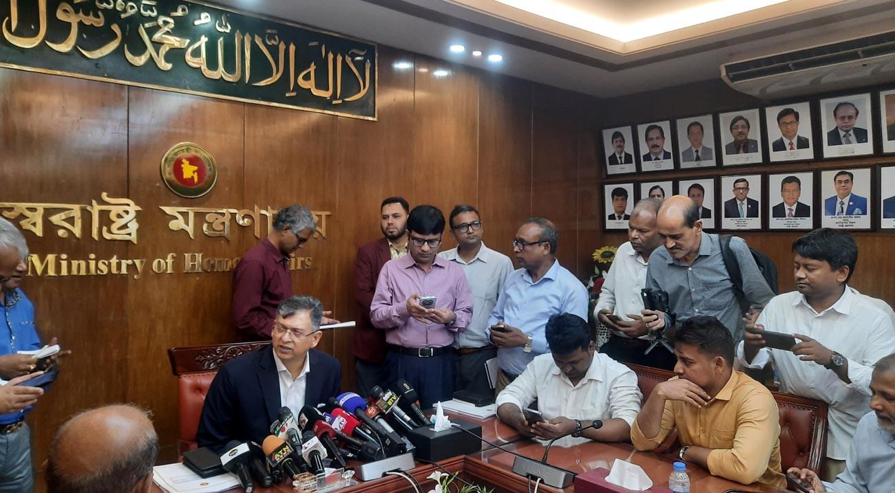 রোহিঙ্গা ক্যাম্পে শৃঙ্খলা, মাদক-স্মাগলিং নিয়ে আলোচনা